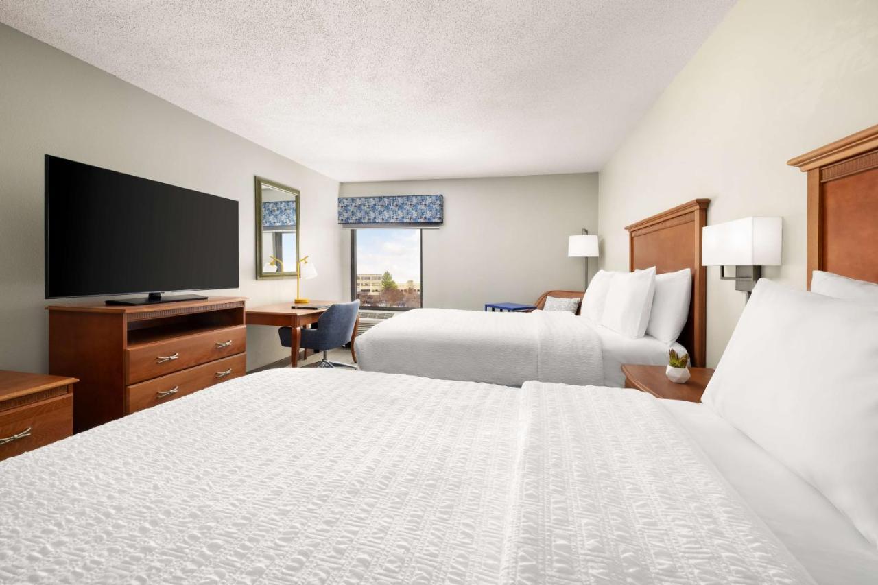 Hampton Inn Memphis-Walnut Grove/Baptist East Exterior foto