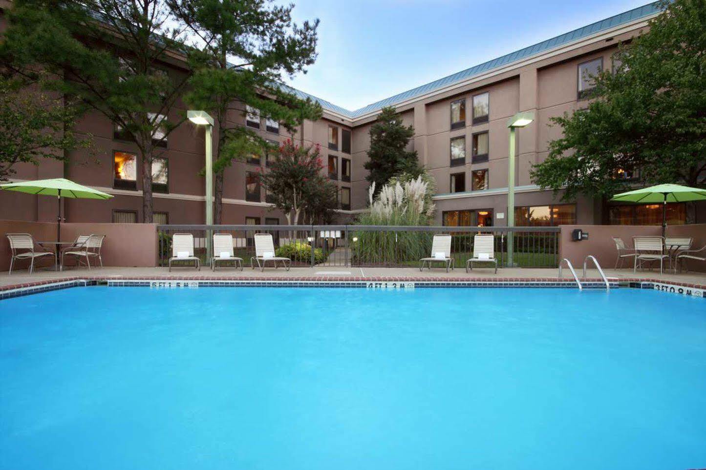 Hampton Inn Memphis-Walnut Grove/Baptist East Exterior foto
